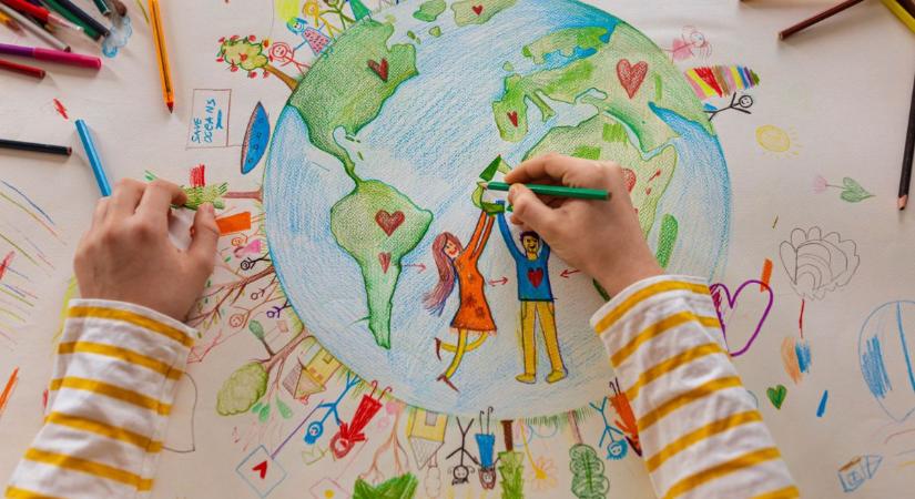 „Rajzolni mindenki tud” – Beszélgetés Szabó Tímea rajztanárral