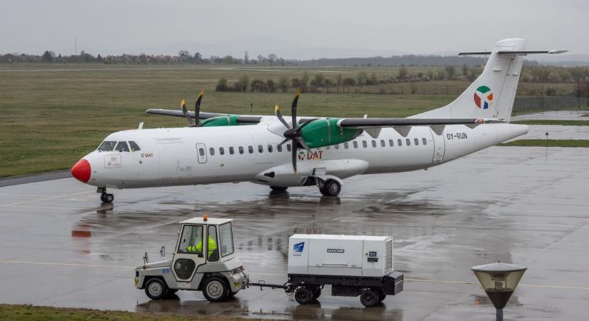 Hivatalos: végre megnyílt Magyarország új repülőtere, a Dunántúlt köti össze a világgal – megérkezett az első menetrend szerinti járat