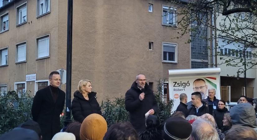 Szijjártó Péter a Magyar Hangnak: Nem kaptam utasításokat Lavrovtól arra, hogyan szavazzak