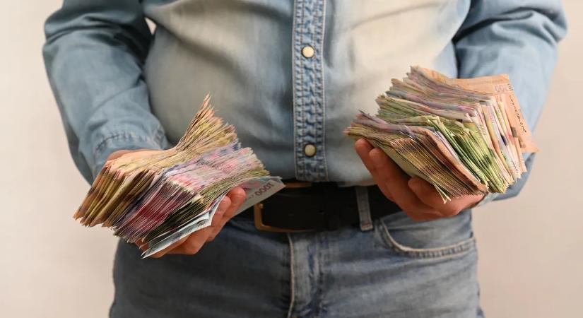 Őrület: kitiltották apát és fiát a sperma bankból – több mint 600 nőt ejtettek teherbe