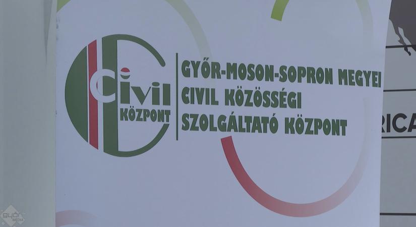 Tavaszköszöntő civil sajtóreggeli