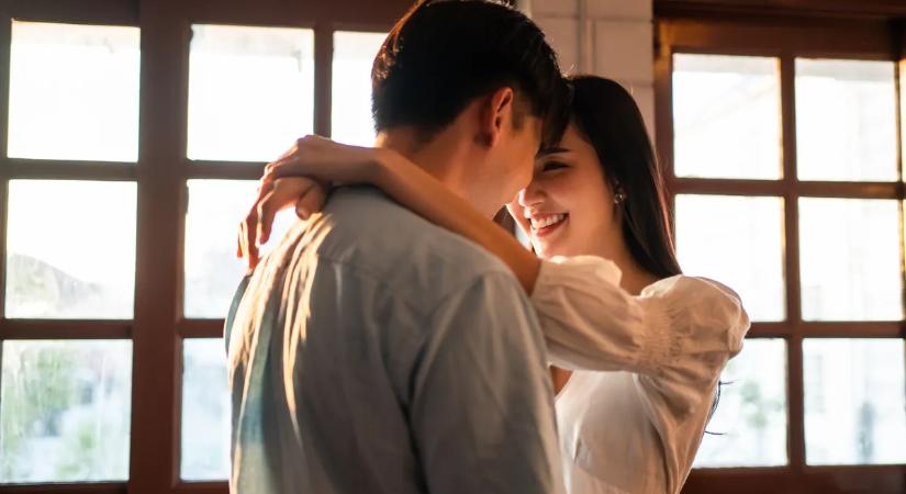 Csupán ennyi lenne a boldog párkapcsolat titka? Íme a „háromórás éjszaka” szabály, ami mindent megváltoztat