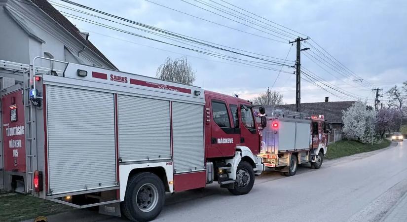 "Ég a ház, felgyújtották'" - Dráma Dömsödön: gyerekek gyújtották magukra a házat