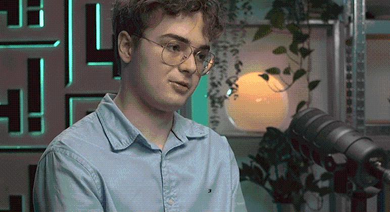 Az orránál fogva vezette a titkosszolgálatot - nyilvánosság elé állt Gundalf