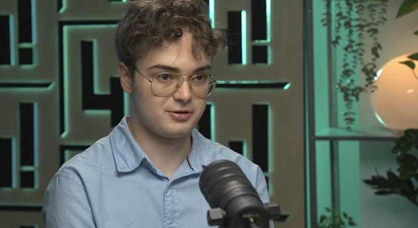 Kitálalt „Gundalf”: a 19 éves gyerek hülyére vette Rogán titkosszolgálatait