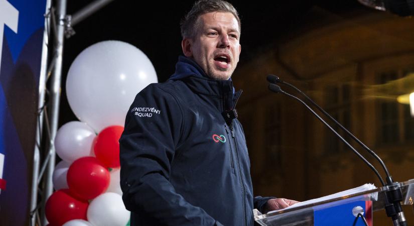 Magyar Péter: Az AH politikai megbízottjait egy 19 éves fiatal minden további nélkül megvezette, ez sokat elárul a politikai célra használt nemzetbiztonság állapotáról