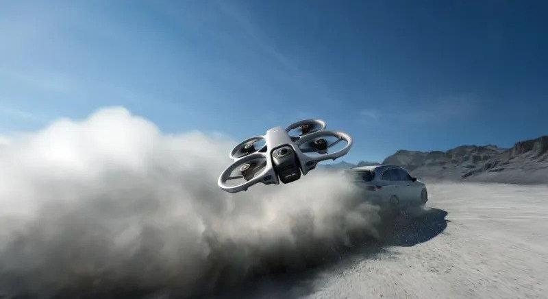 A KÍNAI DJI CÉG BEMUTATTA ELSŐ 360 FOKOS DRÓNJÁT.