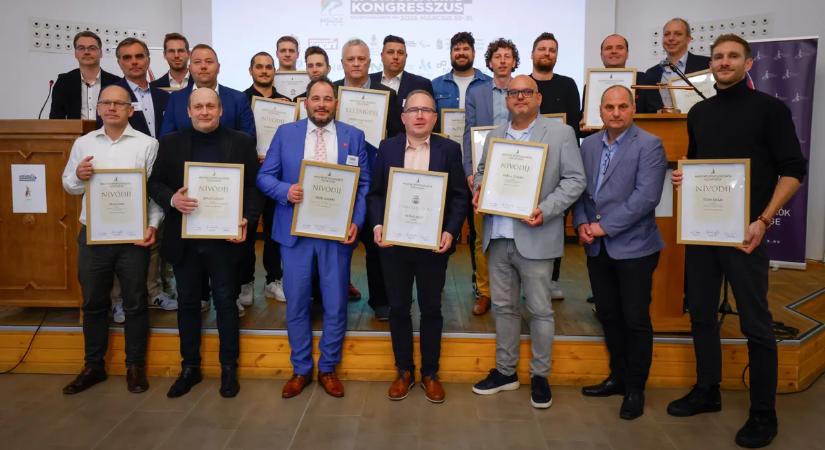 Elismeréseket adtak át az MSÚSZ éves kongresszusán