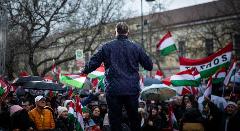 Orbán Viktor: Bármennyire is akar, Zelenszkij nem fog kormányt alakítani Magyarországon