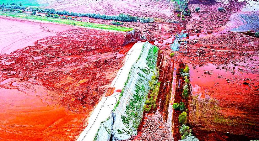 A katyvasz és a vörösiszap