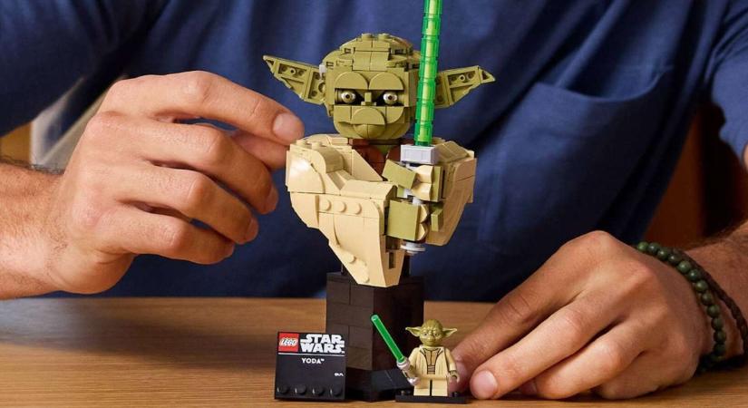 Yoda mellszobrával hangol a Lego a Star Wars-napra