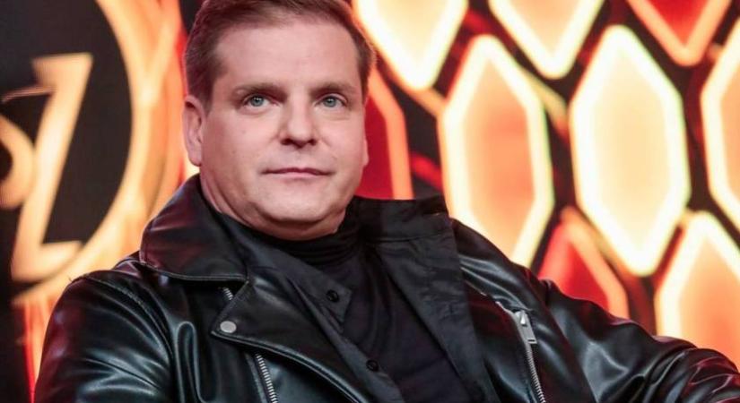 Kajdi Csabát lekeverték a Reggeli élő adásában: mondat közben állították le