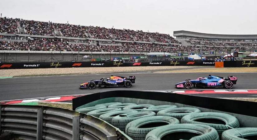 Max Verstappen csúnya pofonokat kap korábbi bukott csapattársától