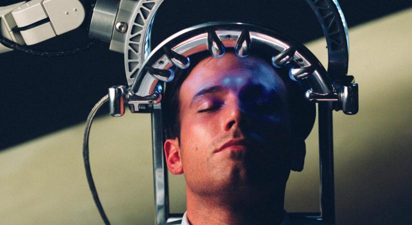 Egy elfeledett sci-fi tér vissza Ben Affleck főszereplésével