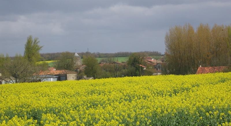 Nem nyugszik meg a légkör