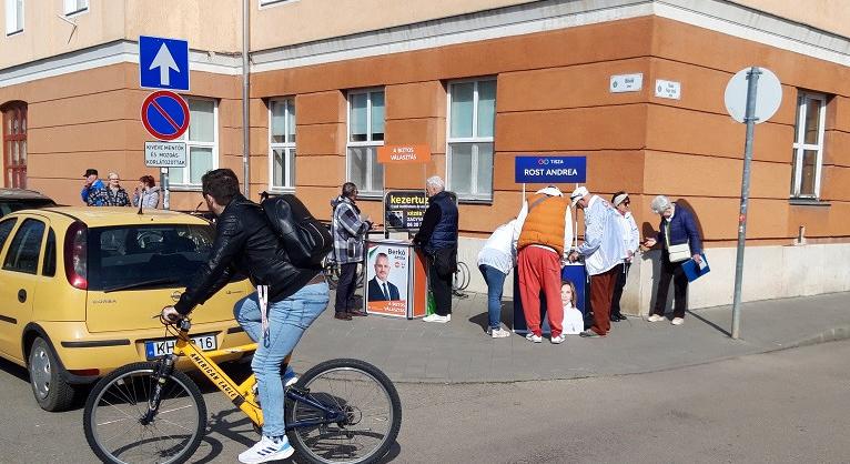 Rost Andreával billentené el Magyar Péter a Tisza-partot