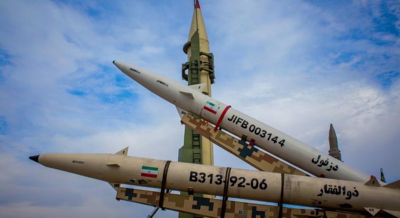 NATO-tagállamot támadott Irán, ballisztikus rakétát lőttek le a török légtérben