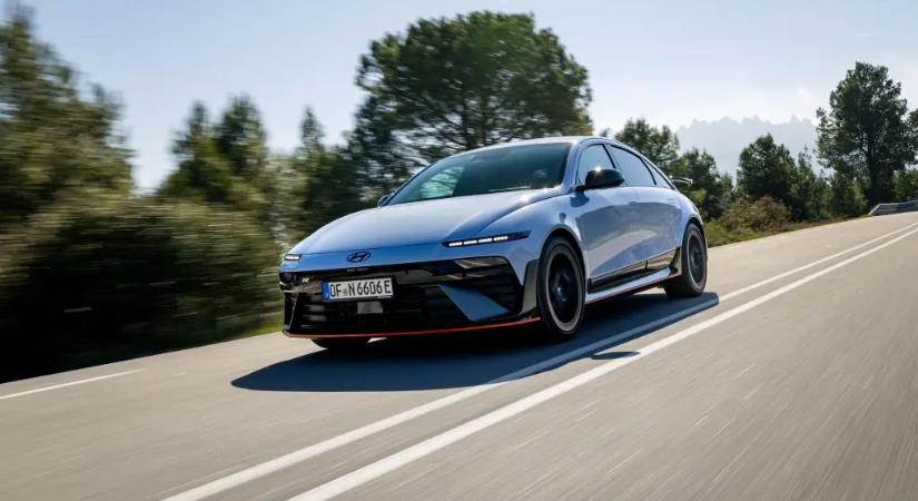 Videó: Ha nem akarod elengedni a motorok hangját! - Hyundai IONIQ 6 N!
