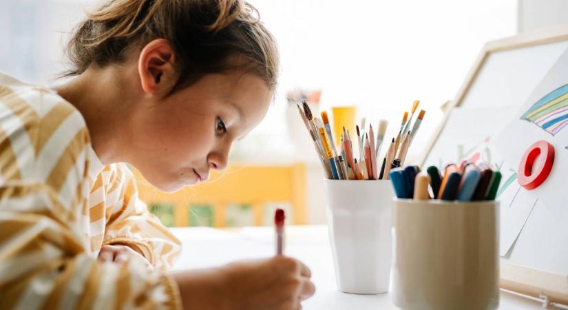 Ezt tedd, hogy a gyermeked jobban teljesítsen az iskolában, mint az átlag