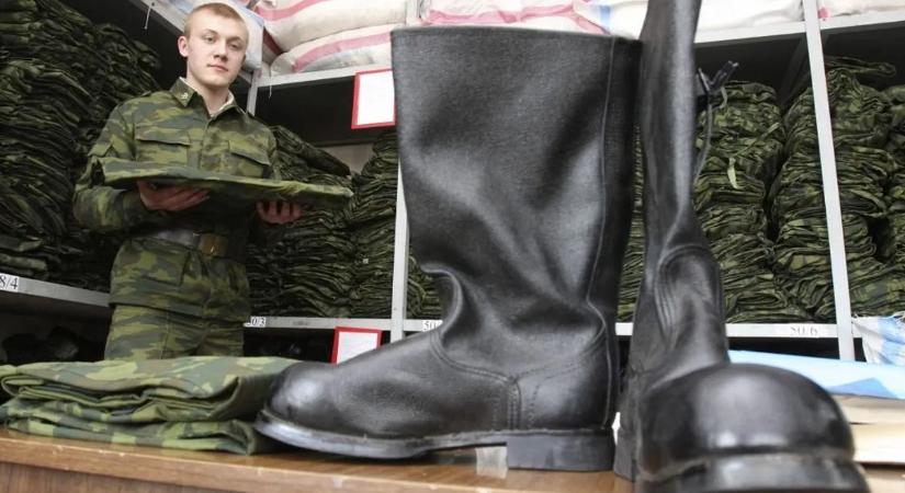 Külföldiek tízezrei csatlakoznak az orosz hadsereghez