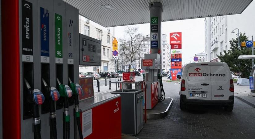 Hivatalos: azonnal átveszik Magyarországtól a védett árat Európában, ez az első uniós tagállam, ami bevezeti – mától ennyibe kerül a benzin és a dízel