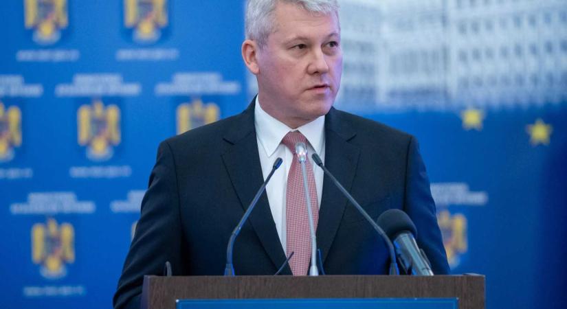 Predoiu válthatja Bolojant, de a koalíciós kiegyezés sem kizárt