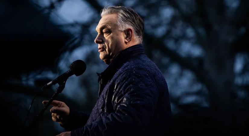 Ha esik, ha fúj, Ócsán folytatódik Orbán Viktor országjárása