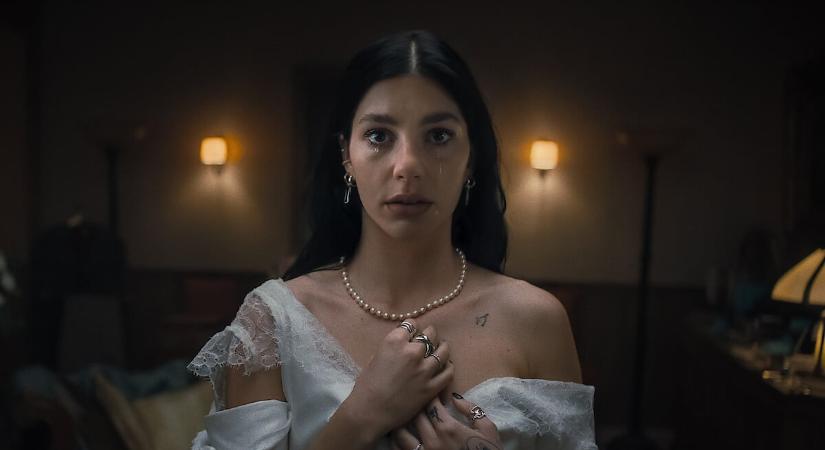 Nagyon rossz előérzetem van: A Netflix új horrorsorozata egy életre elveszi a kedvünket a meggondolatlan házasságkötéstől