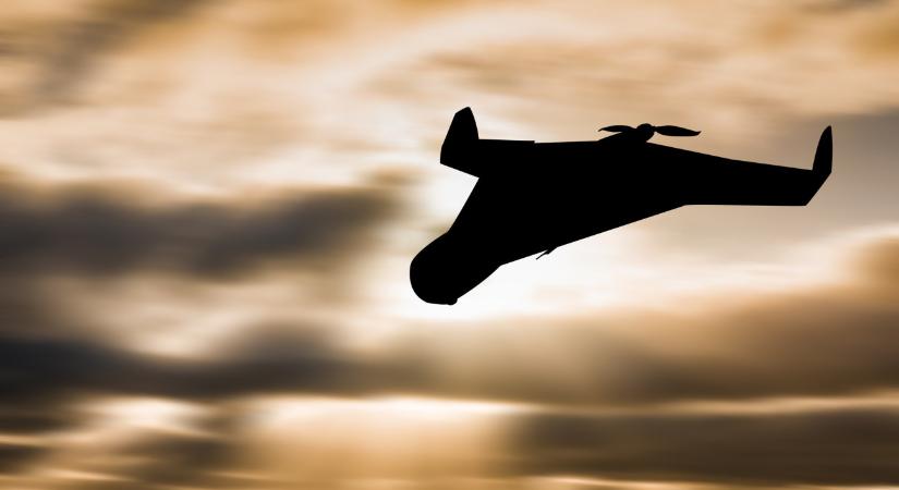 Dróntalálat ért egy Dubajban horgonyzó tankhajót