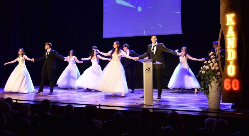 60 éves a miskolci Kandó: jubileumi gálán ünnepelt az informatikai technikum