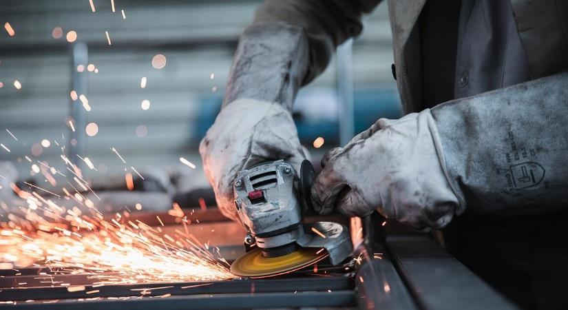 Mi történt? Alacsonyabbak lettek az árak az iparban