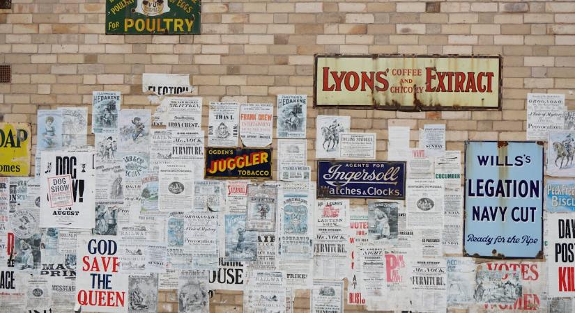 Ész megáll - Már homlokon, vécén és kutyaháton is hirdetnek, egyre furcsább reklámfelületek jelennek meg