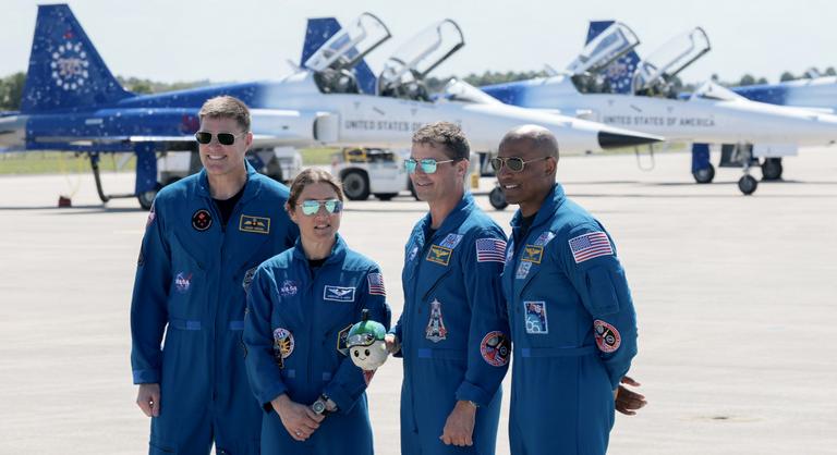 Ők négyen írnának történelmet, a NASA újra célba veszi a Holdat