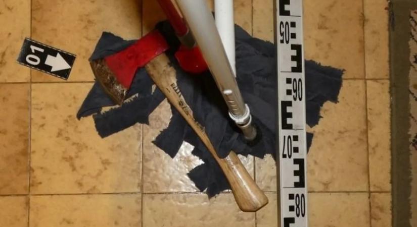 Baltával esett neki apjának, most őrizetben a gyilkossági kísérlettel vádolt férfi