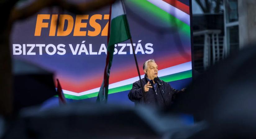 Magukból kikelt ellentüntetők próbálták megzavarni Orbán Viktor beszédét – videó