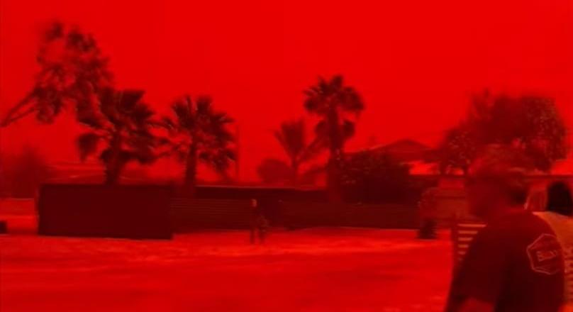 Vérvörösre festett égbolt jelent meg Ausztráliában – videó