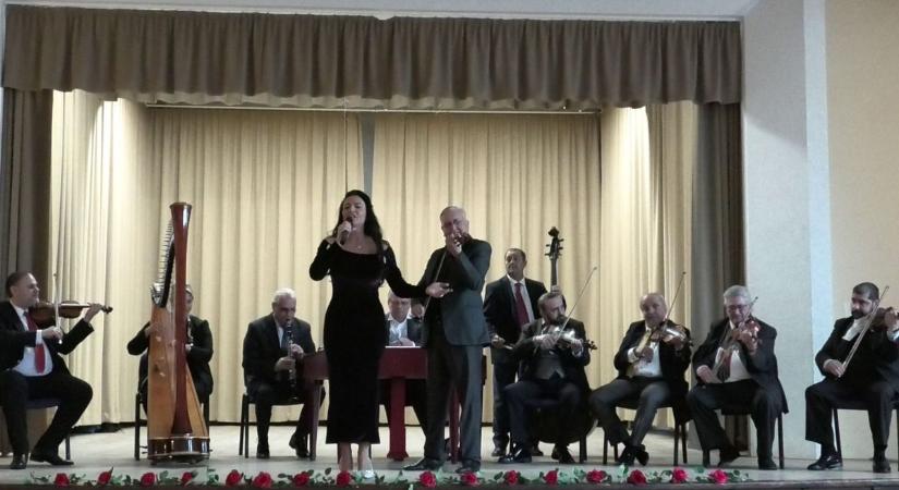 Cigányzene és magyar nóta töltötte meg Szanyt – különleges koncerttel érkezett a kultúra - fotók