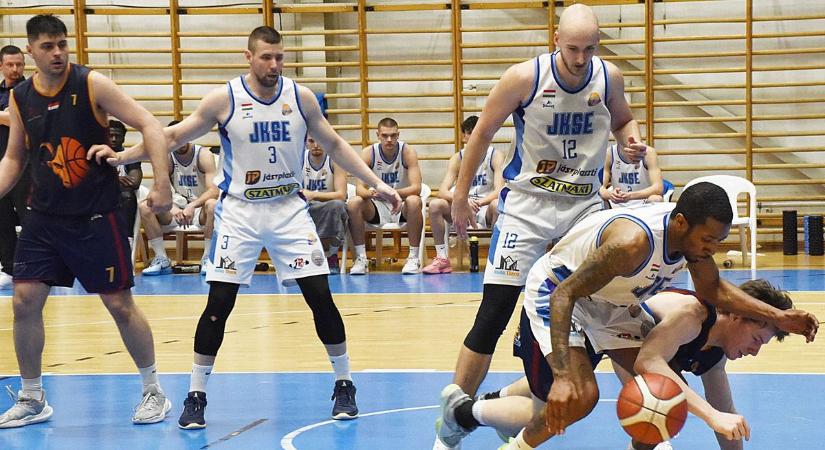 Sokat hibázott, így kikapott a JKSE