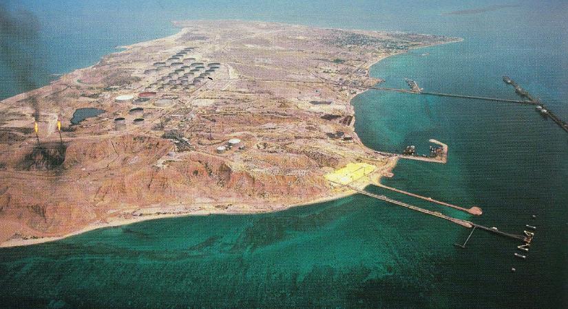 Donald Trump: „elvehetném az iráni olajat” – miért fontos a Harg-sziget?