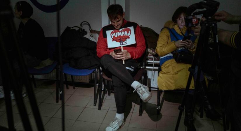 Tízből nyolc helyen csökkent a hatalom támogatottsága