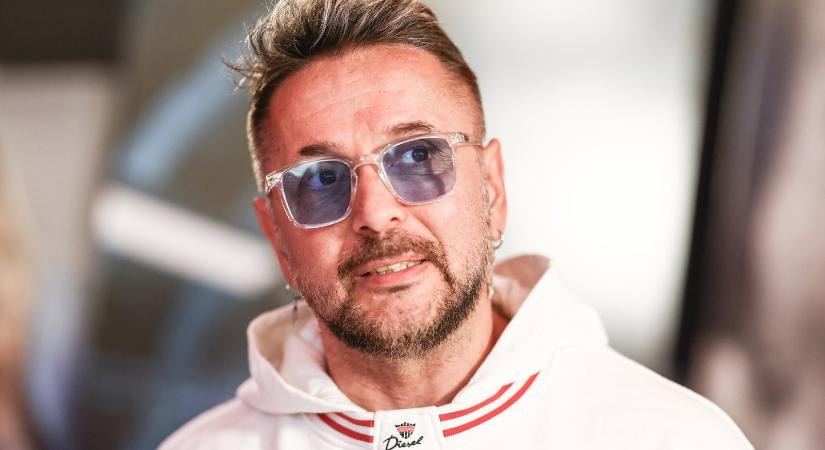 Majka megint alakított a színpadon, váratlanul Szabó Bence neve hangzott el a koncertjén