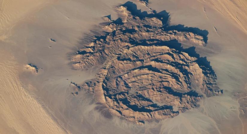 Így festenek az űrből a Szahara rejtélyes kőgyűrűi