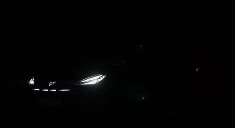 Hivatalos: ekkor érkezik a Cupra vadiúj autója! Mutatjuk a premier pontos dátumát!