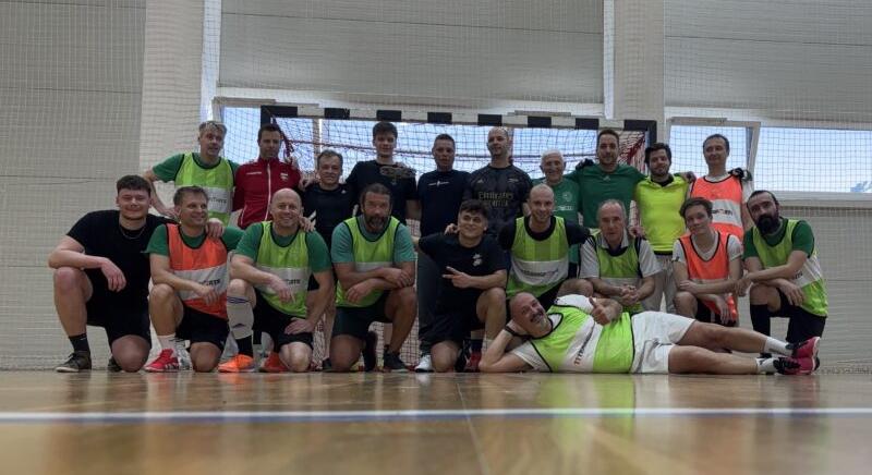 A Nemzeti kezdeményezésére útjára indul a focilabda a színházak között