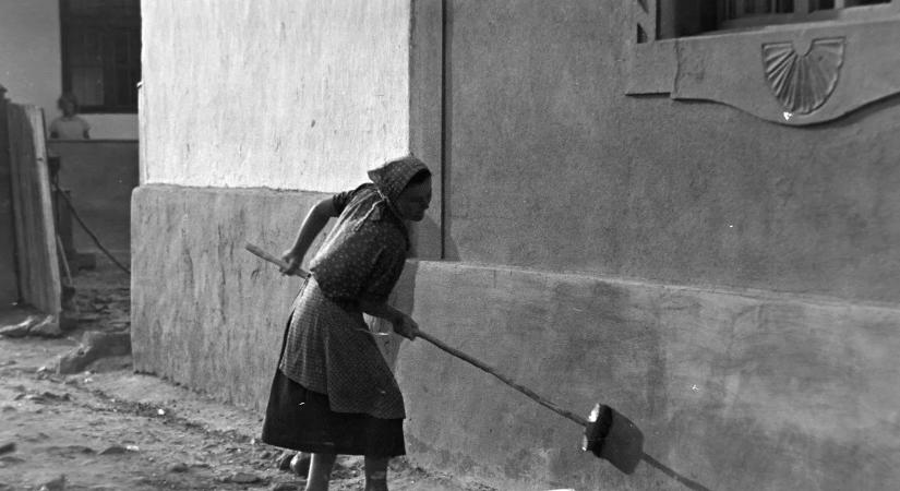 Meszelt falak, tiszta lélek – így készültek húsvétra 100 évvel ezelőtt