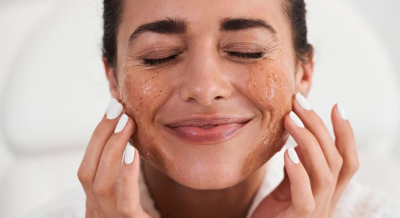 Ez a 7 rossz szokás a legártalmasabb a bőrödre – Próbáld nem elkövetni őket