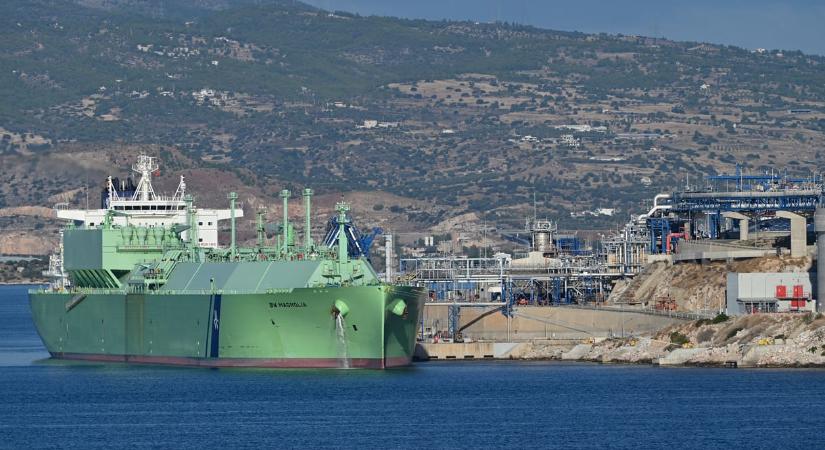Októbertől Magyarországot megkerülve érkezhet amerikai LNG Ukrajnába