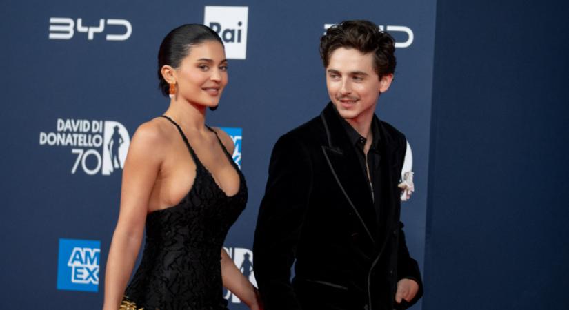 Kylie Jenner és Timothée Chalamet nyaralós képei felrobbantották az internetet
