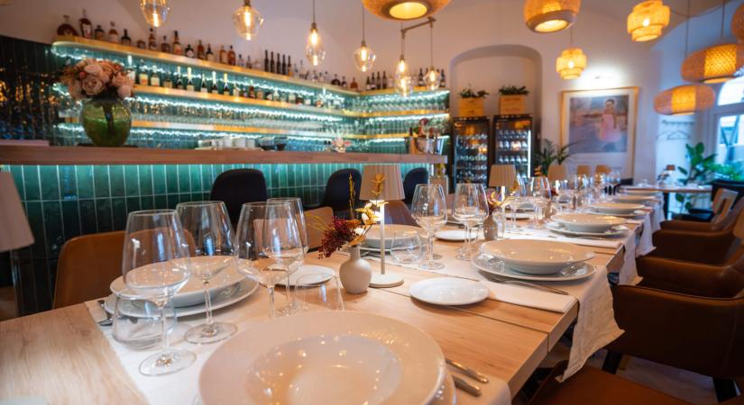 ÉTTERMET NYITOTT AZ OSTOROS PINCÉSZET