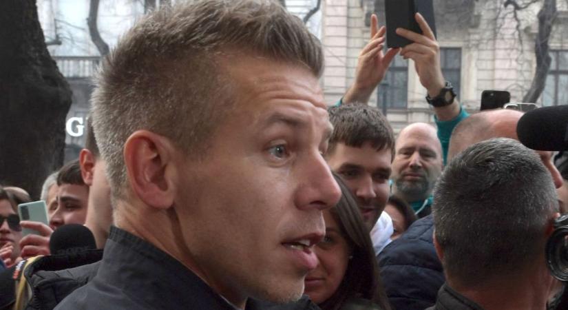 Nincs új a nap alatt: úgy tagadja Magyar Péter az energiatervet, mint korábban a megszorító csomagot – pedig a helyzet egyértelmű